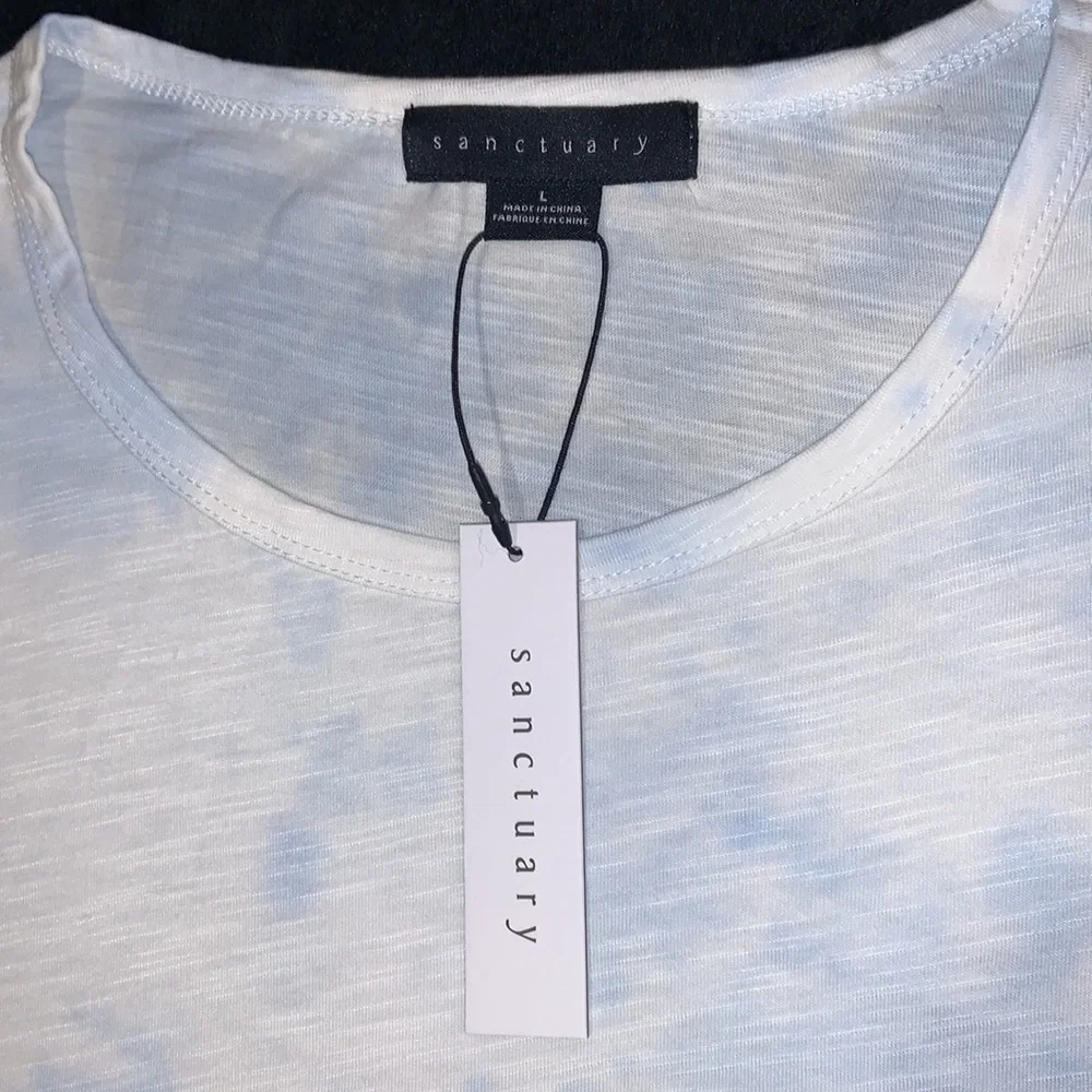 💥$10 SALE💥 NWT! Sanctuary Twist Capped Sleeve Shirt - Sky Blue - Picture 4 of 7